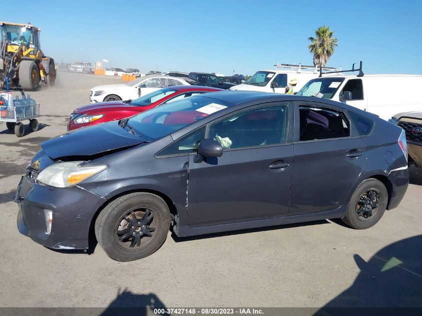 2014 TOYOTA PRIUS FOUR/FIVE/THREE/ONE/TWO - JTDKN3DU5E0372501