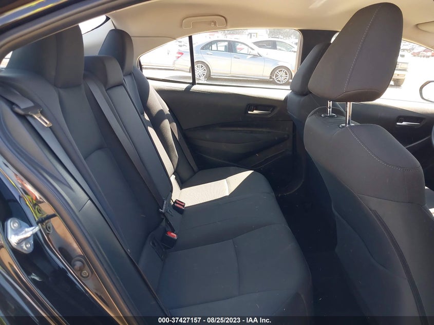 VIN 5YFEPMAE1MP240866 2021 TOYOTA COROLLA LE