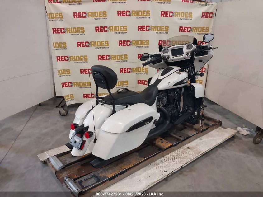 2019 INDIAN MOTORCYCLE CO. CHIEFTAIN DARK HORSE 56KTCDAA9K3381541