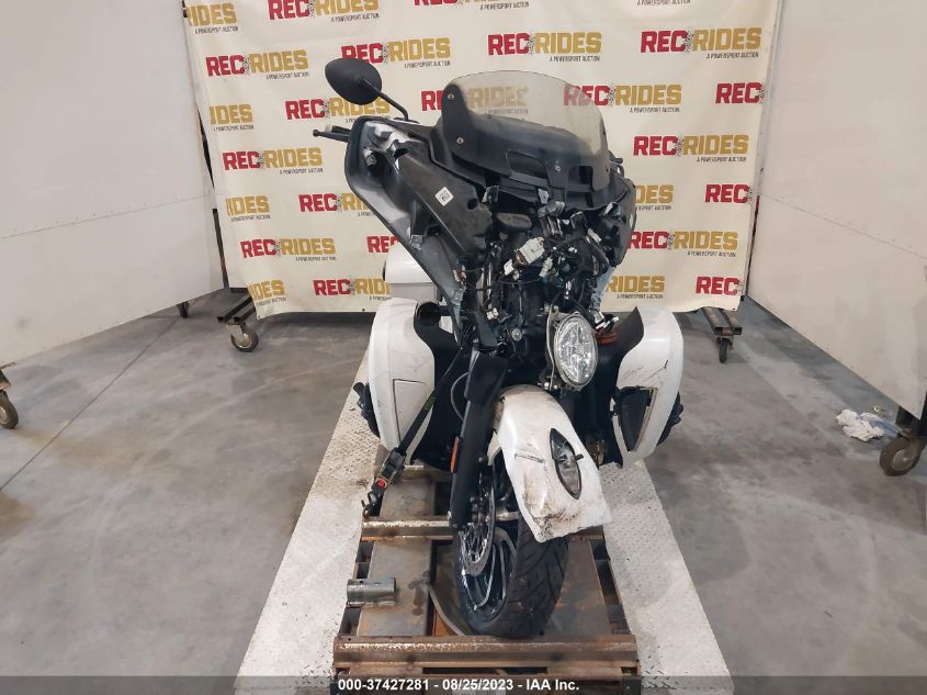 2019 INDIAN MOTORCYCLE CO. CHIEFTAIN DARK HORSE 56KTCDAA9K3381541