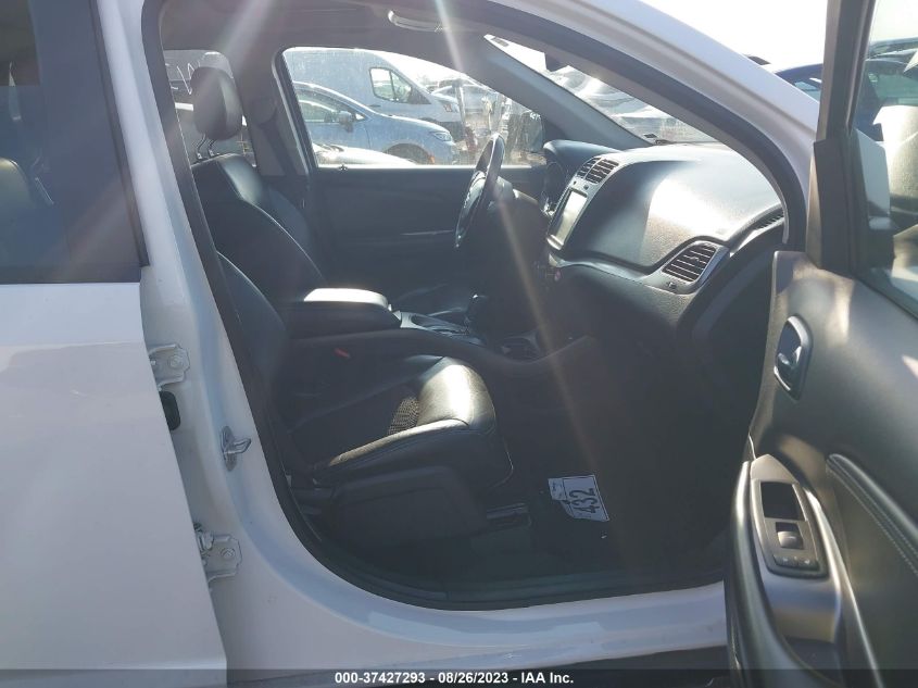 2020 DODGE JOURNEY CROSSROAD - 3C4PDCGB1LT263004