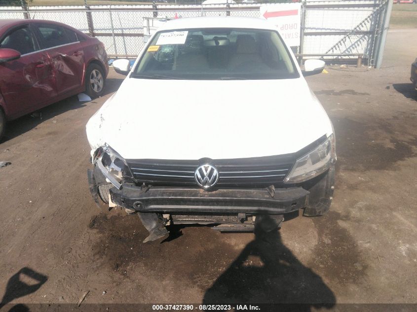 2013 VOLKSWAGEN JETTA SEDAN SE W/CONVENIENCE - 3VWDX7AJ8DM374823