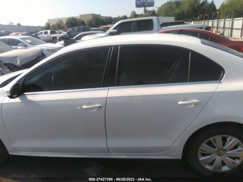 2013 VOLKSWAGEN JETTA SEDAN SE W/CONVENIENCE - 3VWDX7AJ8DM374823
