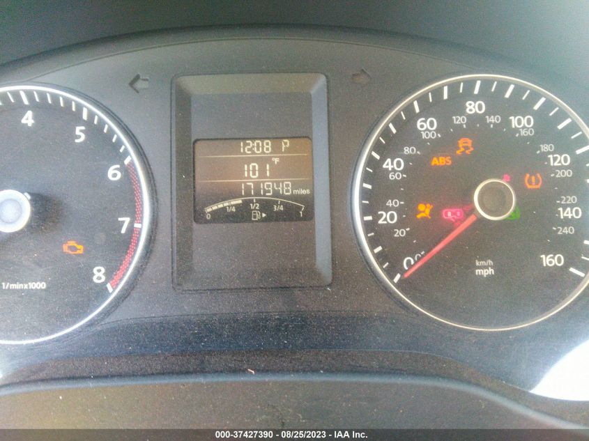 2013 VOLKSWAGEN JETTA SEDAN SE W/CONVENIENCE - 3VWDX7AJ8DM374823
