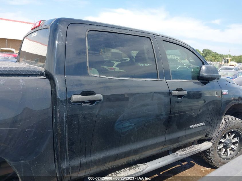 2013 TOYOTA TUNDRA 4WD TRUCK 5TFDW5F16DX300006