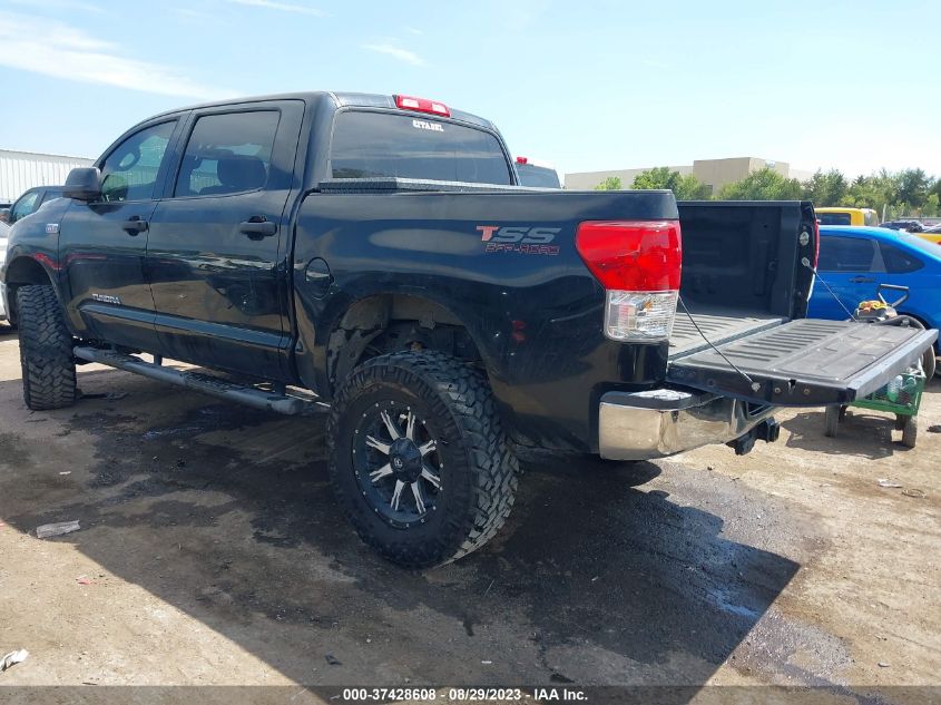 2013 TOYOTA TUNDRA 4WD TRUCK 5TFDW5F16DX300006