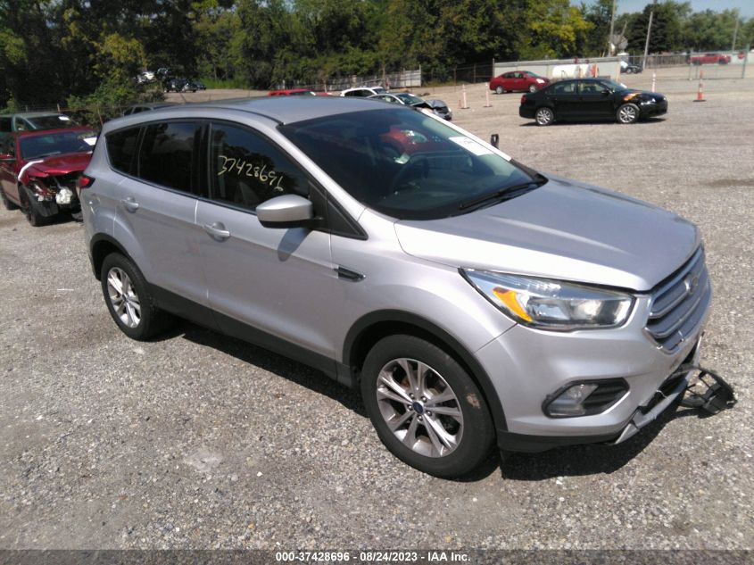 2017 FORD ESCAPE SE - 1FMCU0GD2HUD83627