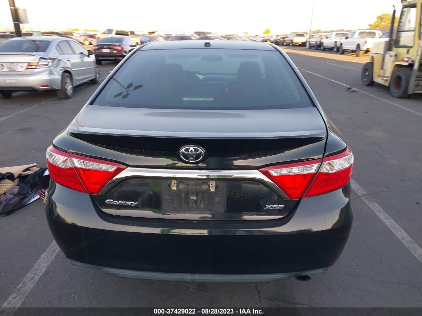 2015 TOYOTA CAMRY SE - 4T1BF1FK8FU938718