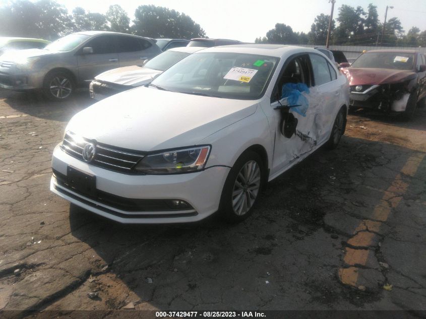 2015 VOLKSWAGEN JETTA SEDAN 1.8T SE - 3VWD17AJ4FM338230