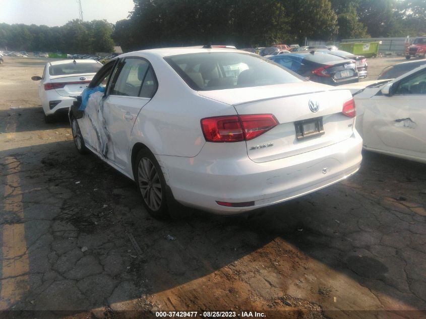 2015 VOLKSWAGEN JETTA SEDAN 1.8T SE - 3VWD17AJ4FM338230