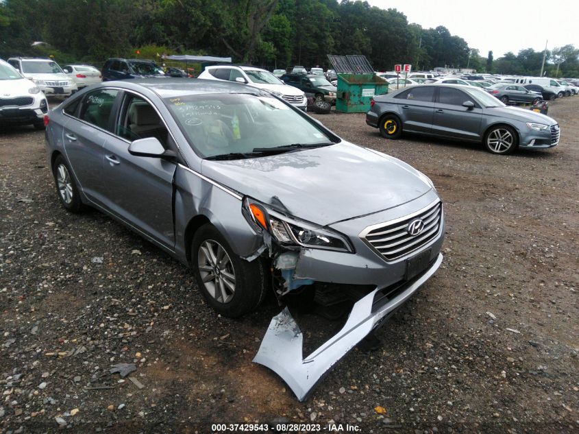 2015 HYUNDAI SONATA 2.4L SE - 5NPE24AF4FH129848