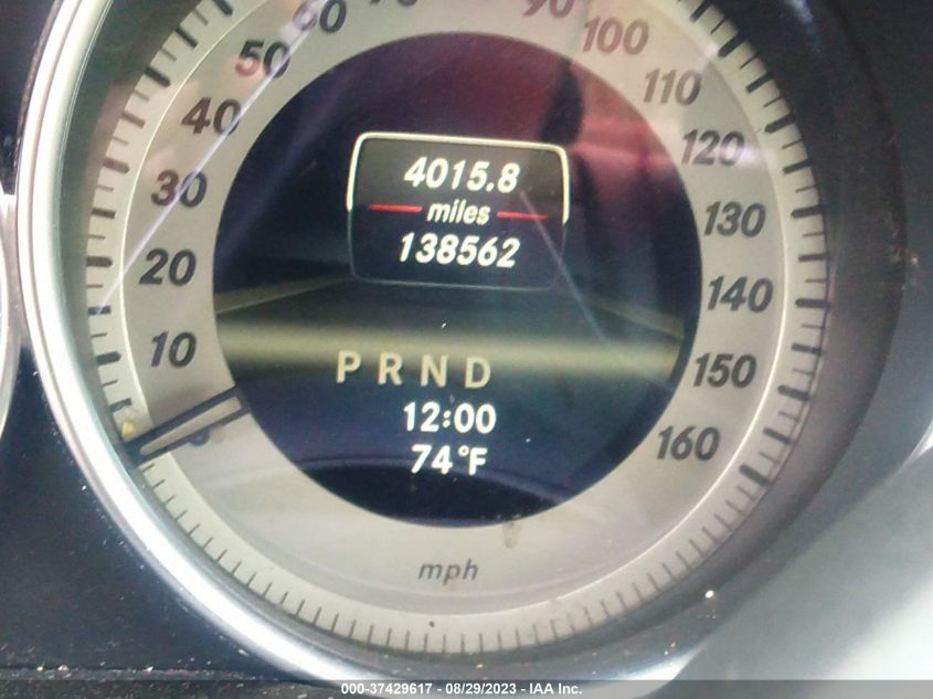 2013 MERCEDES-BENZ C-CLASS C 300 - WDDGF8AB7DG121834