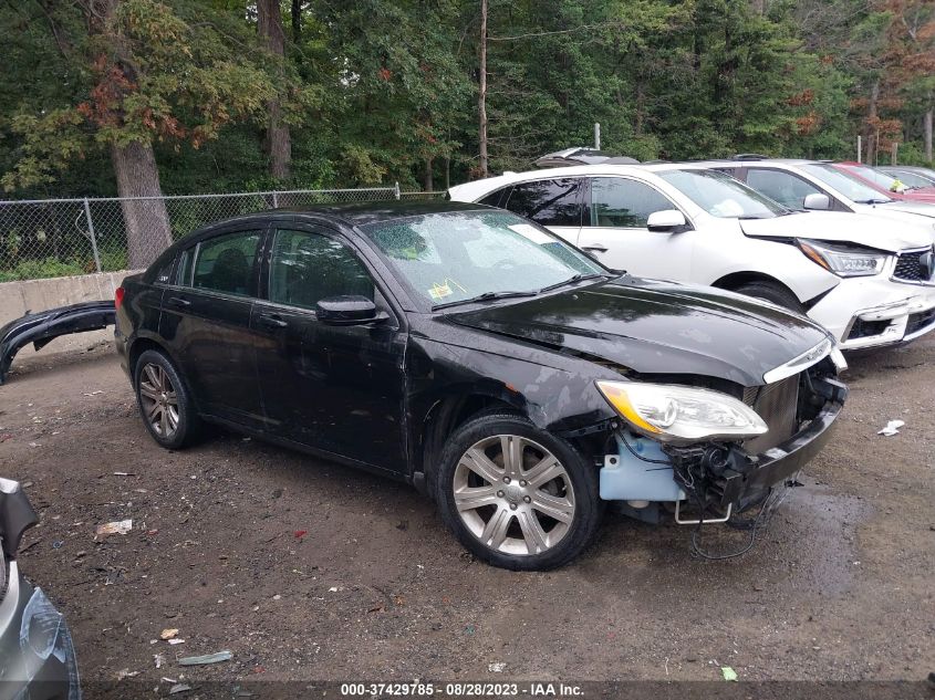 2013 CHRYSLER 200 TOURING - 1C3CCBBB5DN695409