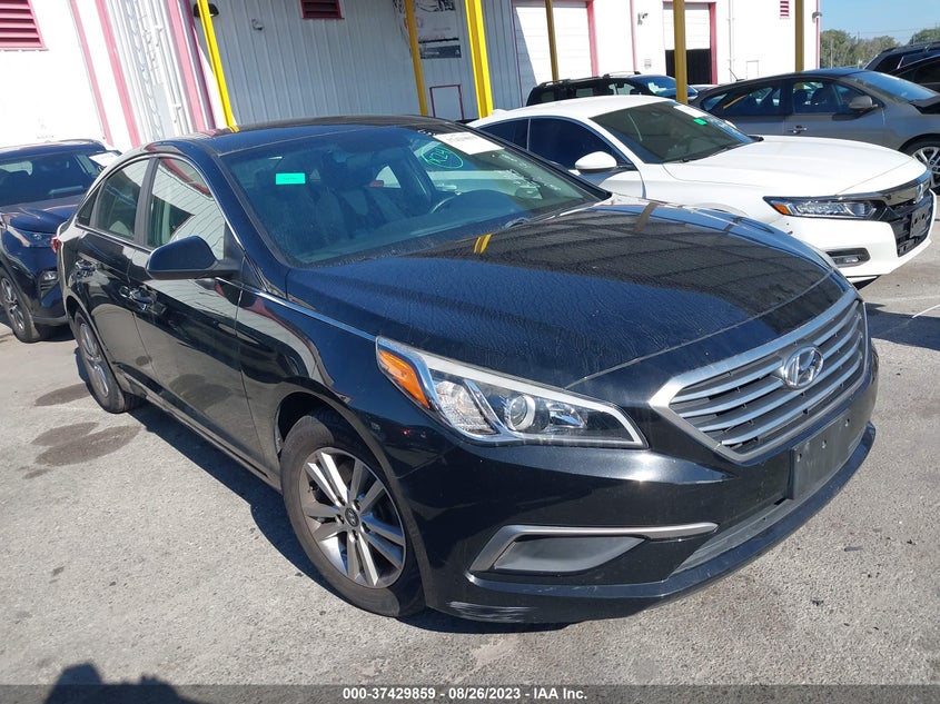 VIN 5NPE24AF1HH576723 2017 HYUNDAI SONATA SE