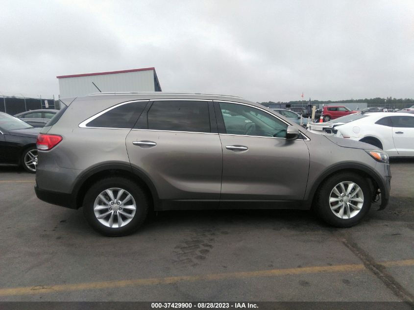 2017 KIA SORENTO LX V6 - 5XYPG4A53HG210898