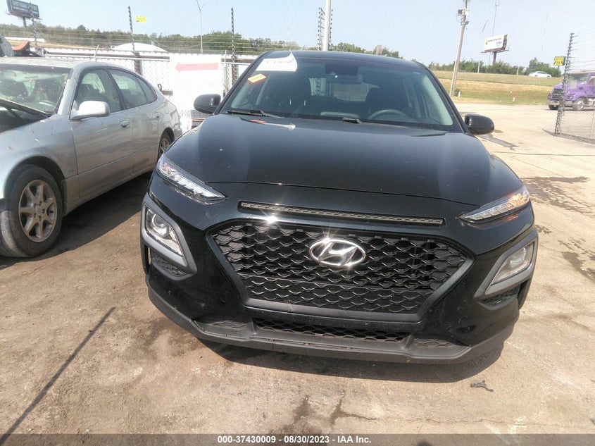 VIN KM8K12AA6MU635646 2021 HYUNDAI KONA SE