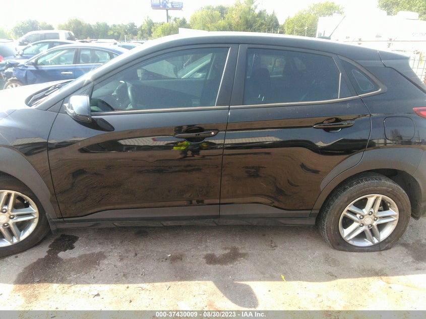 VIN KM8K12AA6MU635646 2021 HYUNDAI KONA SE