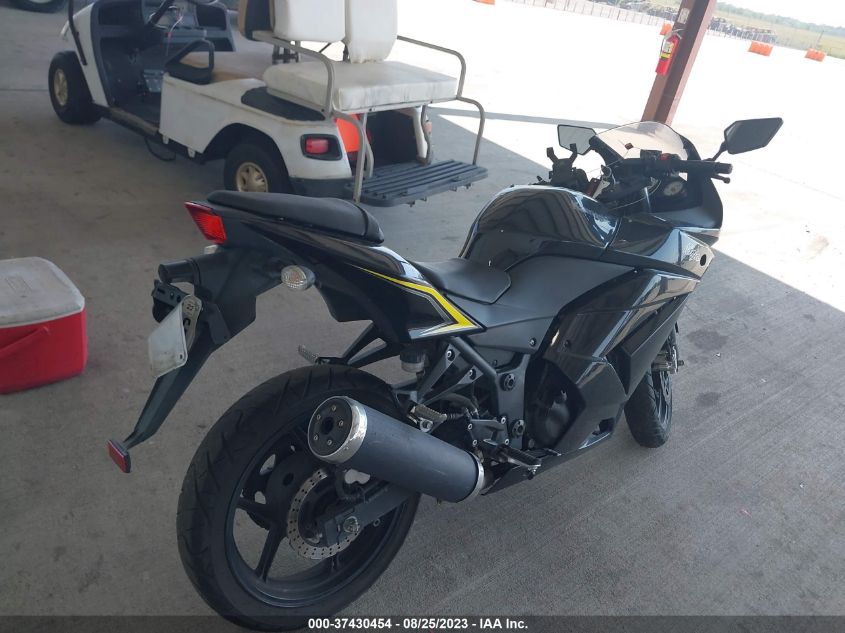 2012 KAWASAKI EX250 J JKAEXMJ15CDAA7435