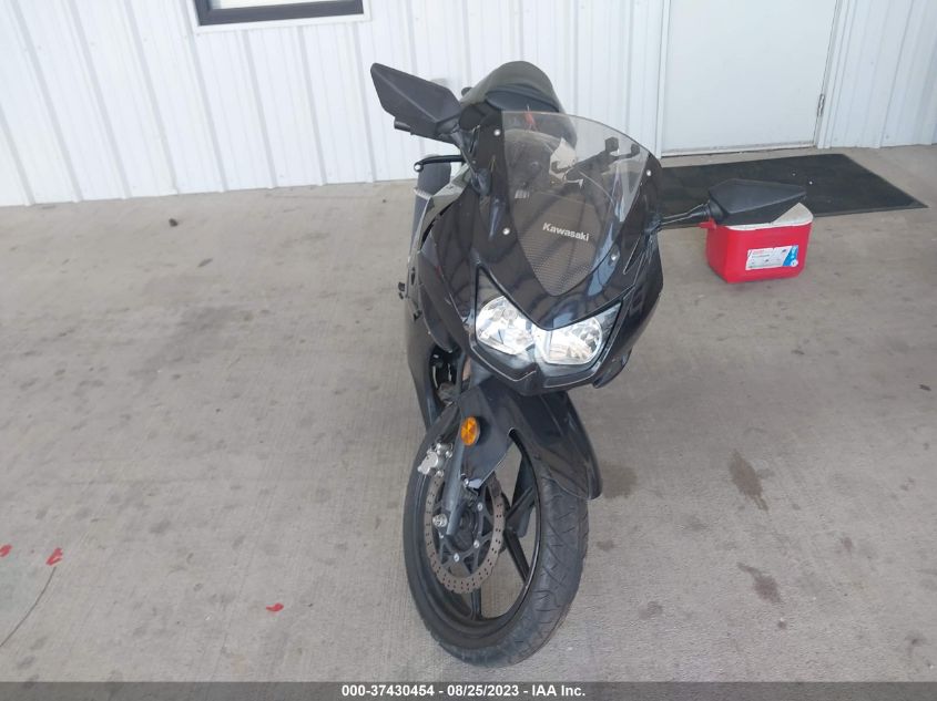 2012 KAWASAKI EX250 J JKAEXMJ15CDAA7435
