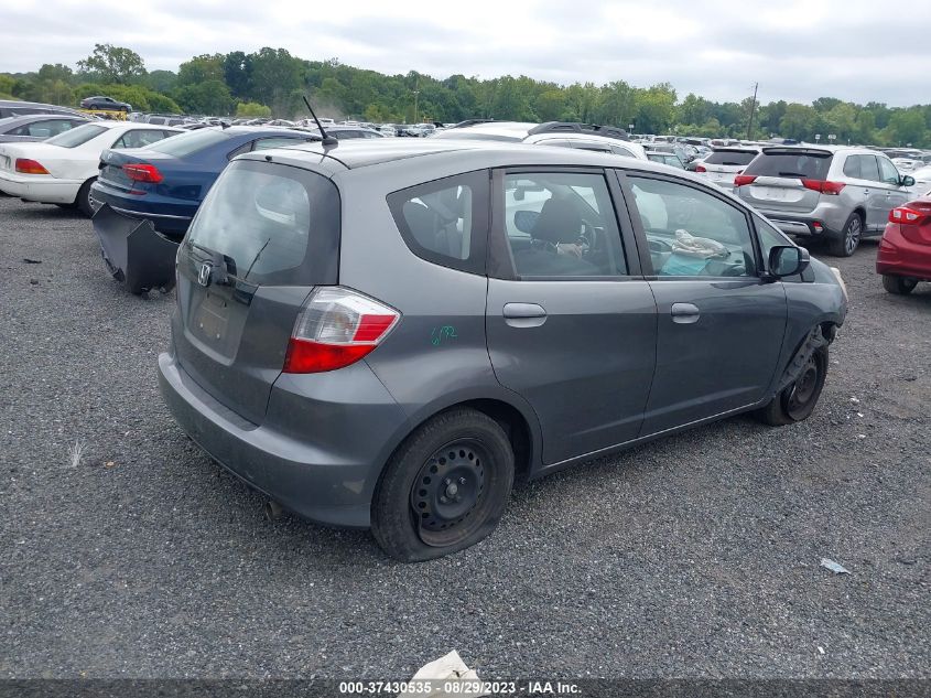 2013 HONDA FIT - JHMGE8H34DC082606