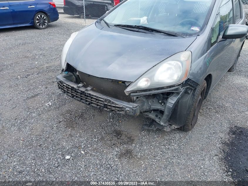 2013 HONDA FIT - JHMGE8H34DC082606