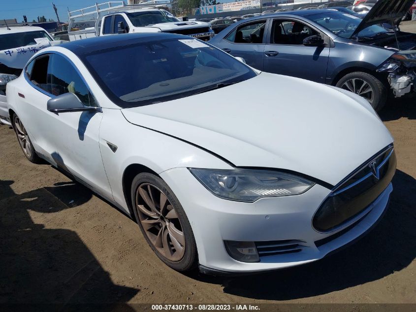 2016 TESLA MODEL S - 5YJSA1E20GF122262