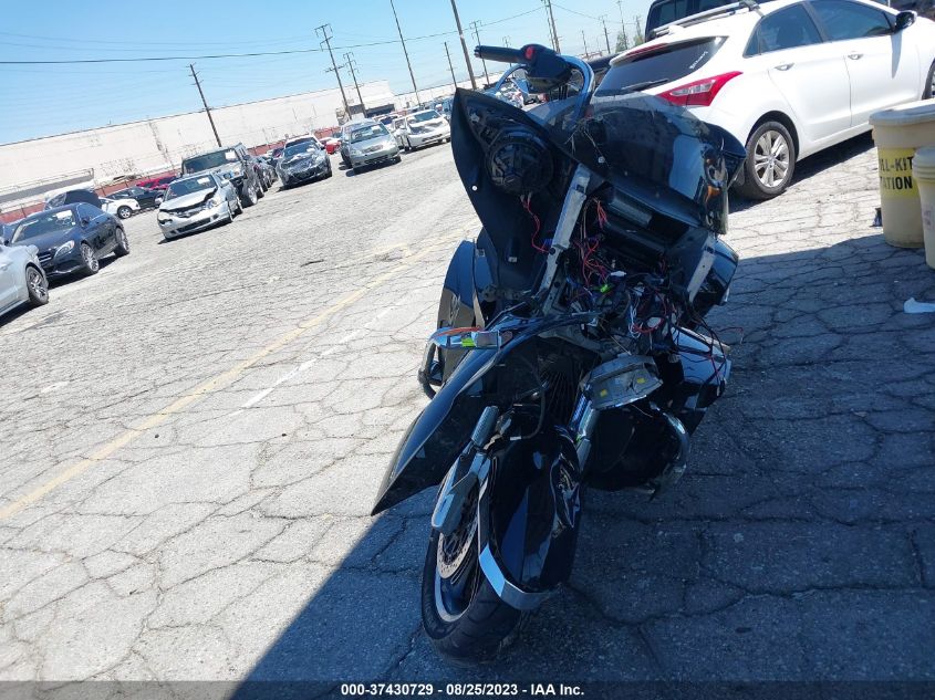 2016 VICTORY MOTORCYCLES CROSS COUNTRY TOUR 5VPTW36N4G3051317