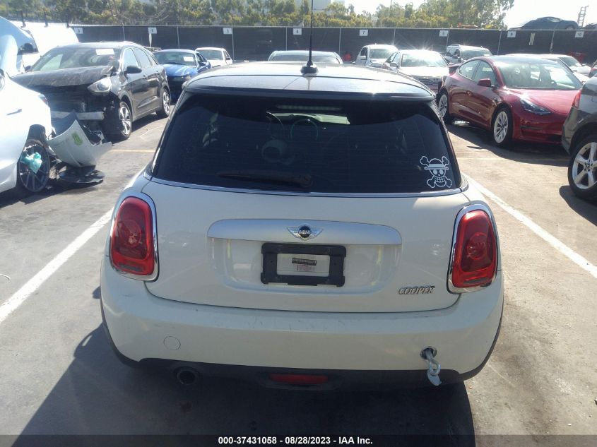 2015 MINI COOPER HARDTOP - WMWXM5C54FT942497