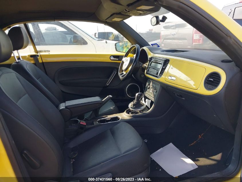 2015 VOLKSWAGEN BEETLE CONVERTIBLE 1.8T 3VW517AT3FM811069