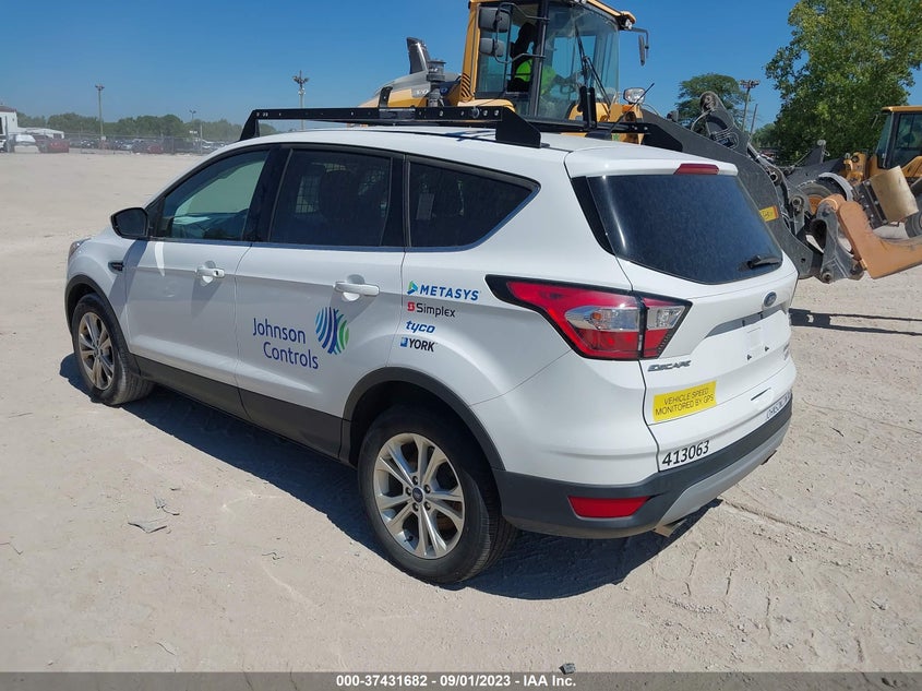 VIN 1FMCU0GD7JUC50299 2018 FORD ESCAPE SE