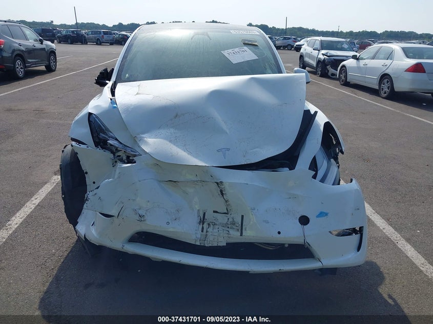 VIN 5YJYGDEE6LF049008 2020 TESLA MODEL Y
