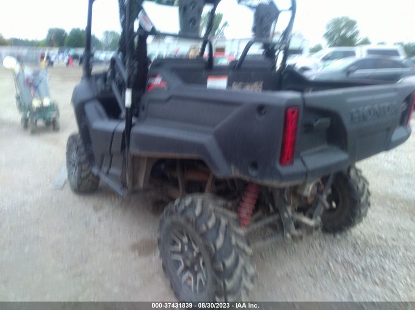 2018 HONDA SXS700 M2 1HFVE02E9J4401319
