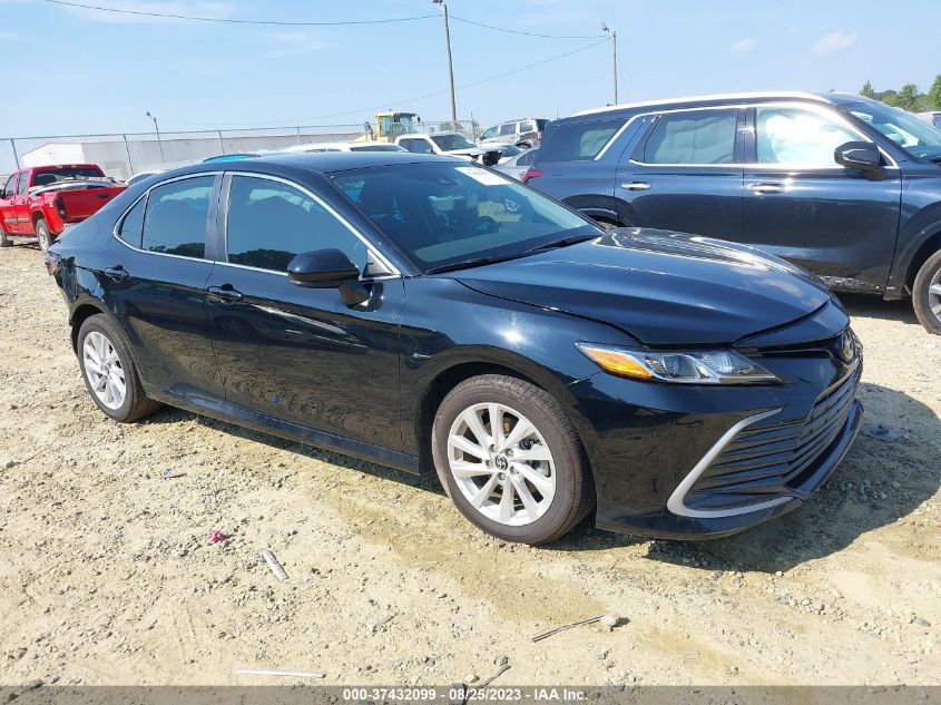2023 TOYOTA CAMRY LE - 4T1C11AK1PU082013