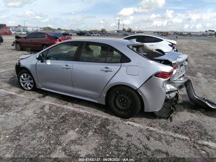 2022 TOYOTA COROLLA LE - JTDEPMAE7N3021047