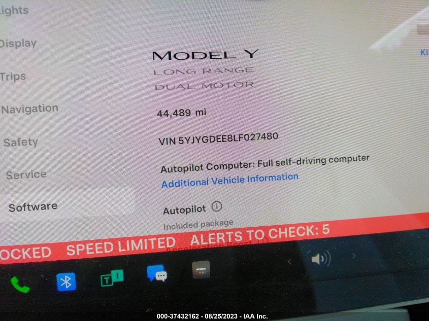 5YJYGDEE8LF027480 Tesla Model Y LONG RANGE 7