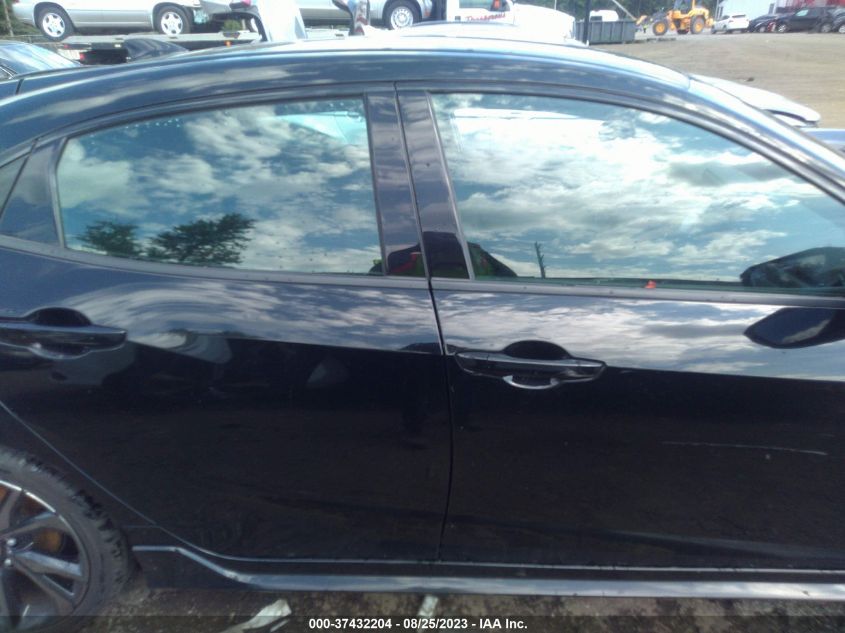 2018 HONDA CIVIC HATCHBACK SPORT - SHHFK7H47JU405911