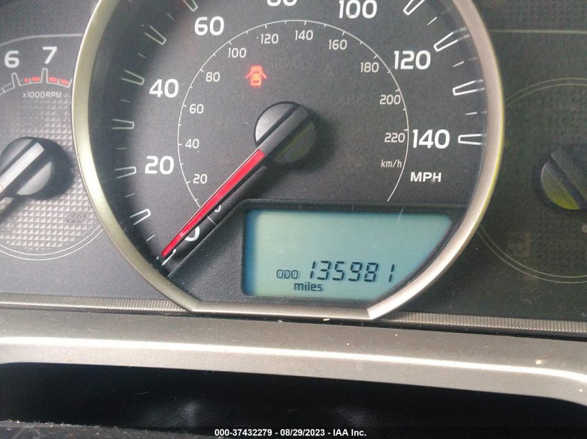 2014 TOYOTA RAV4 LE - JTMZFREV3EJ006472