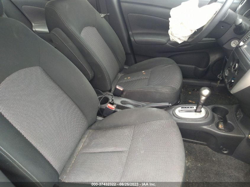 2019 NISSAN VERSA SEDAN SV - 3N1CN7AP8KL845237