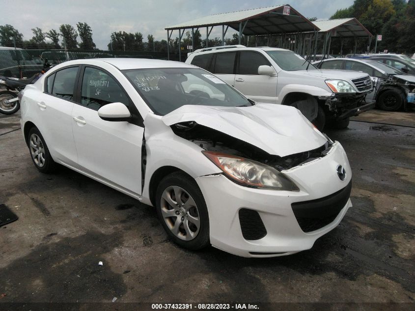 2013 MAZDA MAZDA3 I SV - JM1BL1TG7D1795806