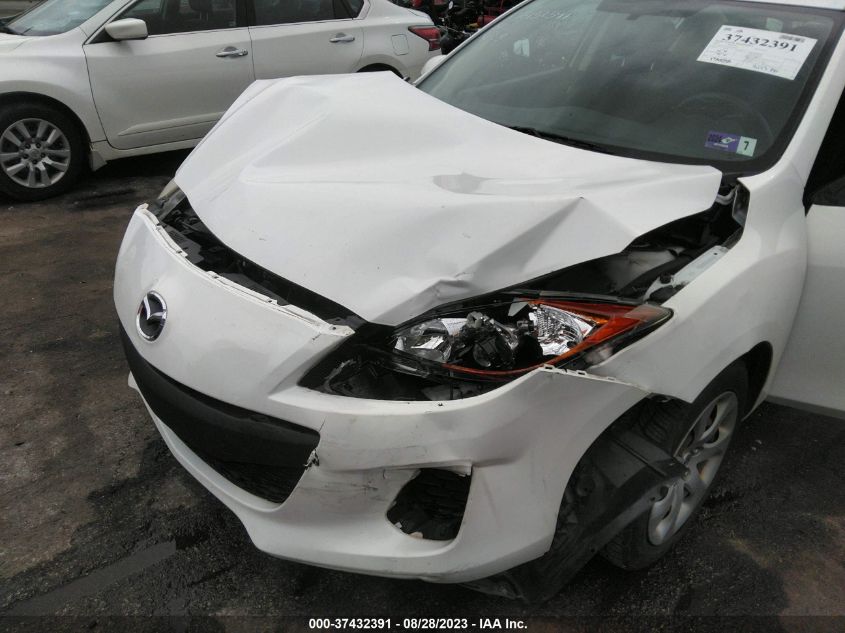 2013 MAZDA MAZDA3 I SV - JM1BL1TG7D1795806
