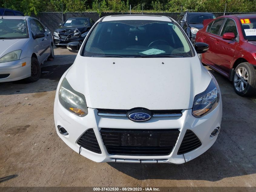 2014 FORD FOCUS SE - 1FADP3K2XEL175543