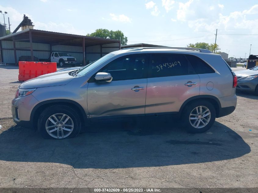 2014 KIA SORENTO LX - 5XYKT3A69EG528223