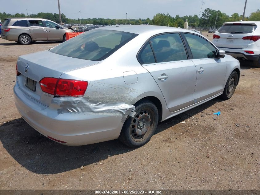 2013 VOLKSWAGEN JETTA SEDAN SE - 3VWDP7AJ4DM282897