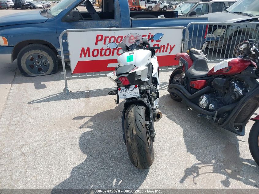 2019 YAMAHA YZFR6 C JYARJ28YXKA002342