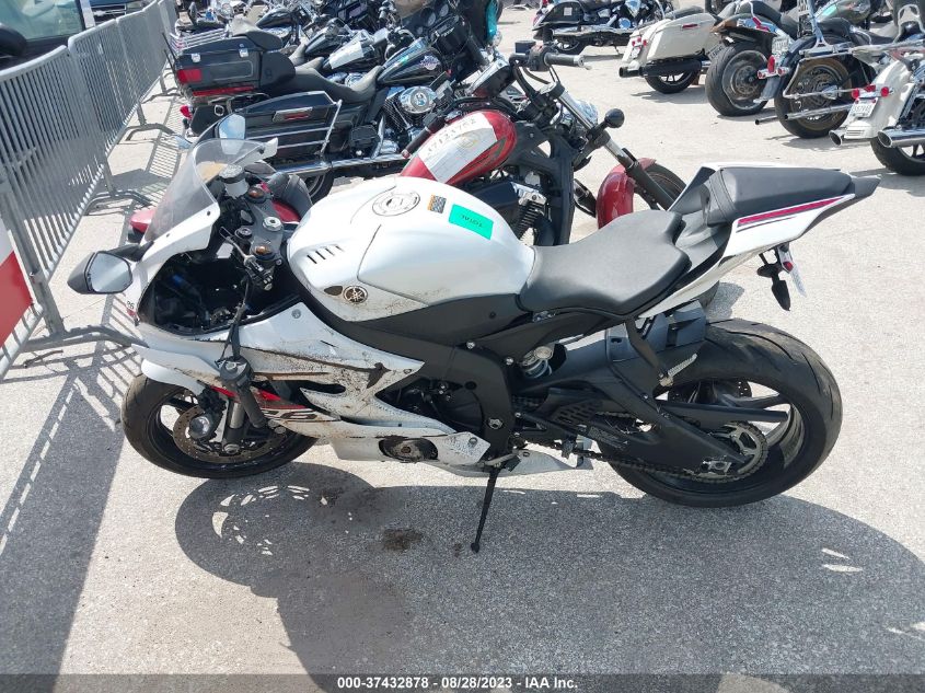2019 YAMAHA YZFR6 C JYARJ28YXKA002342