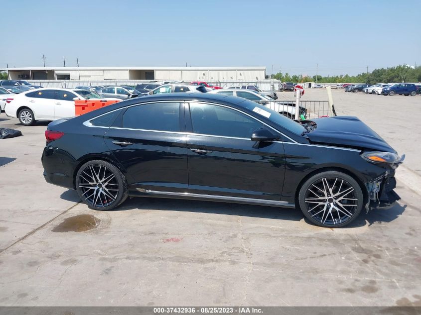 2018 HYUNDAI SONATA LIMITED - 5NPE34AB4JH675620