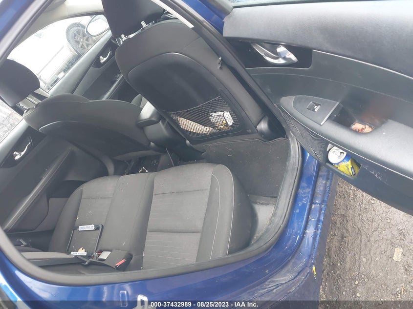 VIN 3KPF34AD3KE041775 2019 KIA FORTE S