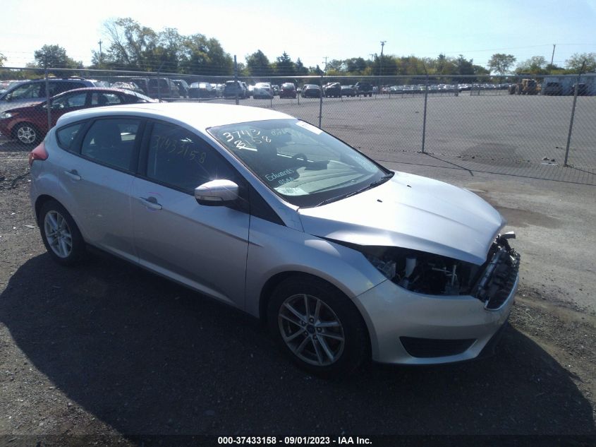 2017 FORD FOCUS SE - 1FADP3K27HL318386