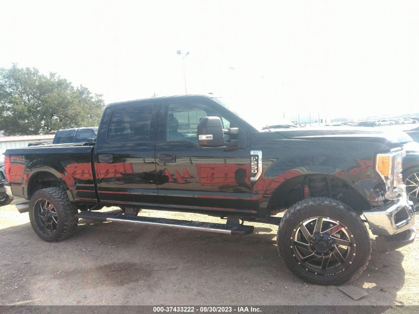 2017 FORD SUPER DUTY F-250 SRW LARIAT/PLATINUM - 1FT7W2B65HEF45698