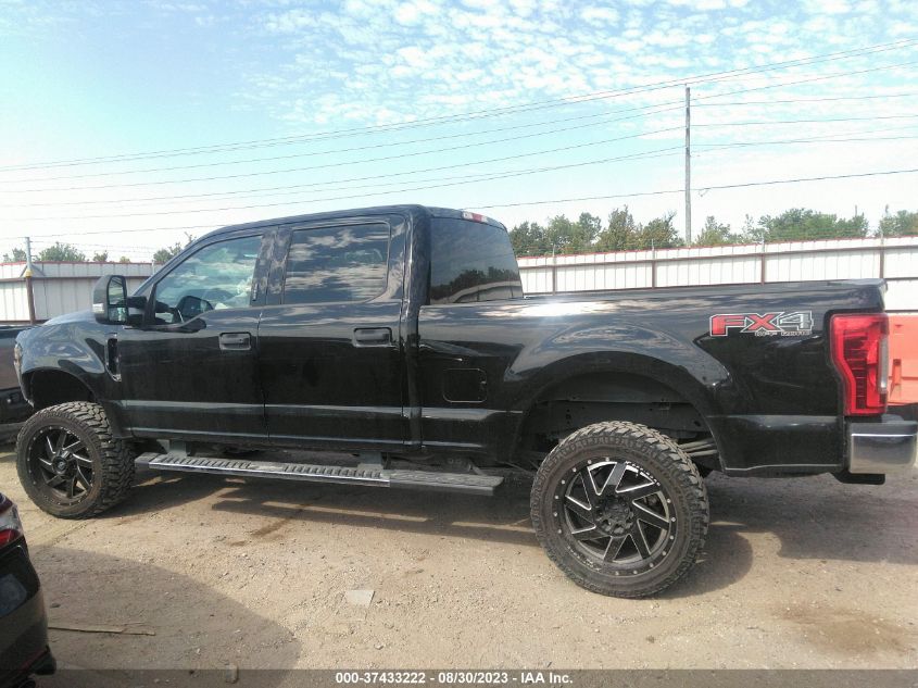 2017 FORD SUPER DUTY F-250 SRW LARIAT/PLATINUM - 1FT7W2B65HEF45698